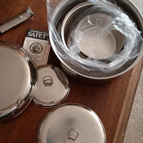 Camping Cookware Set - Picture 2 of 5